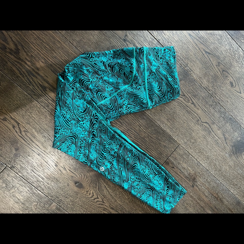 Size 6 Fast & Free Leggings